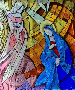 Chiesa dei Santi Magi all'Olmina, Annunciazione, vetrata istoriata