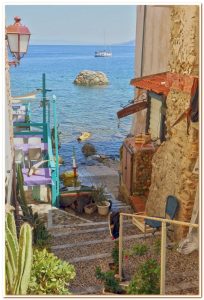 Chianalea-vicolo-con-scalinate